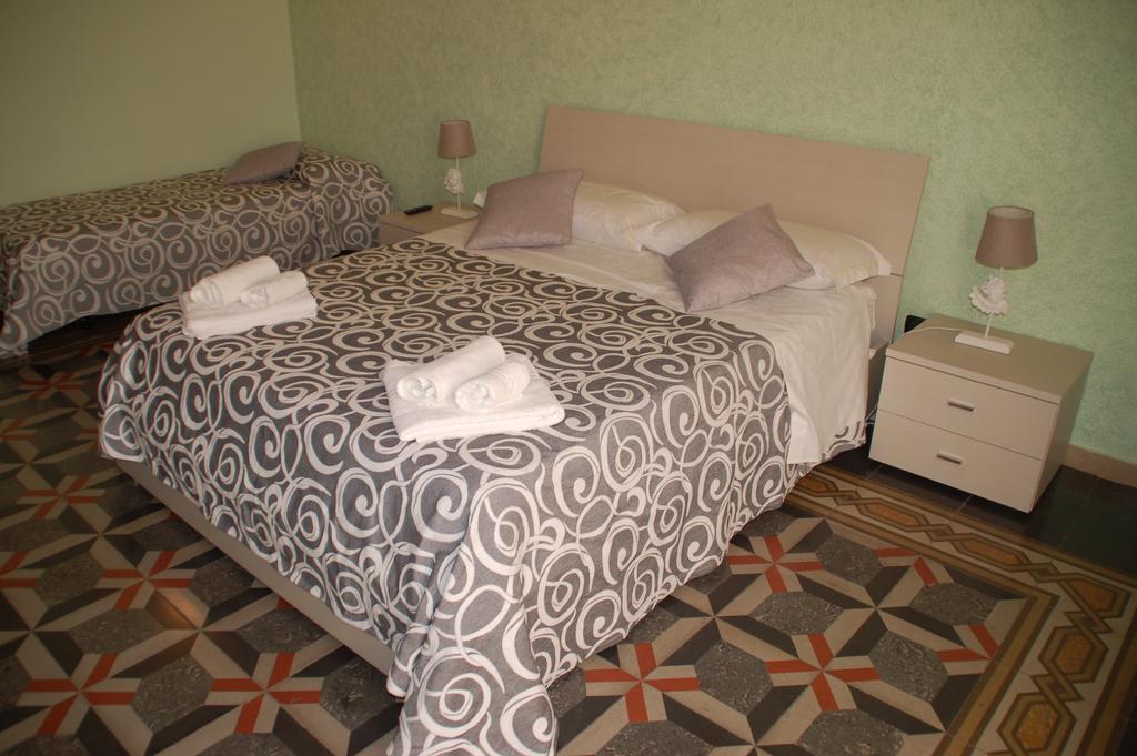 B&B Emily برينديسي المظهر الخارجي الصورة