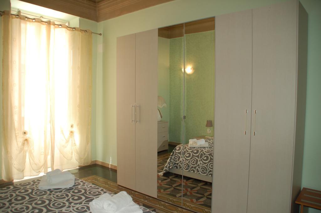 B&B Emily برينديسي المظهر الخارجي الصورة